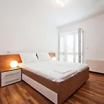Otel Vinka 4*