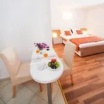 Vinka Hotel 4*