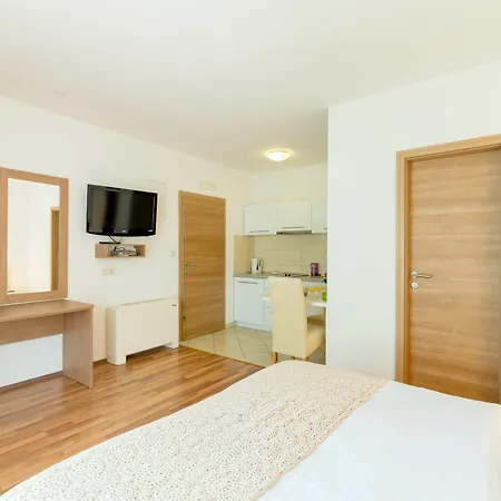 Vinka Hotel