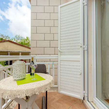 Vinka Hotel