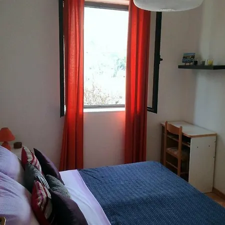 Apartment Vinka *